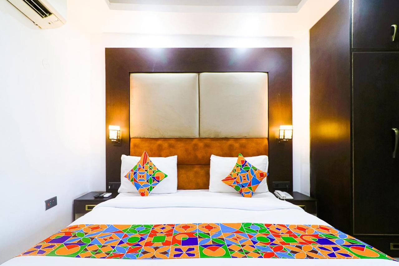 Fabhotel Kiara The Private Suites Delhi (National Capital Territory of India) Exterior foto