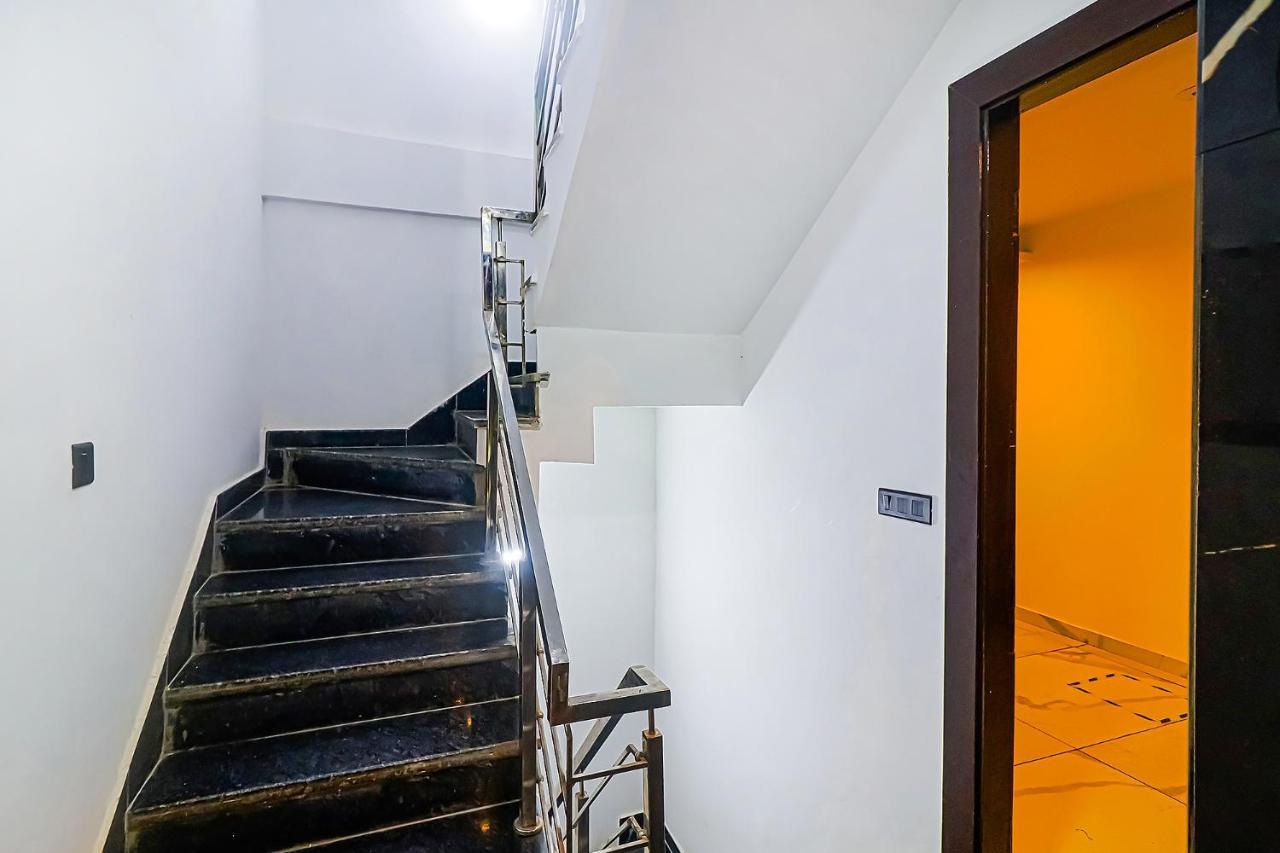 Fabhotel Kiara The Private Suites Delhi (National Capital Territory of India) Exterior foto