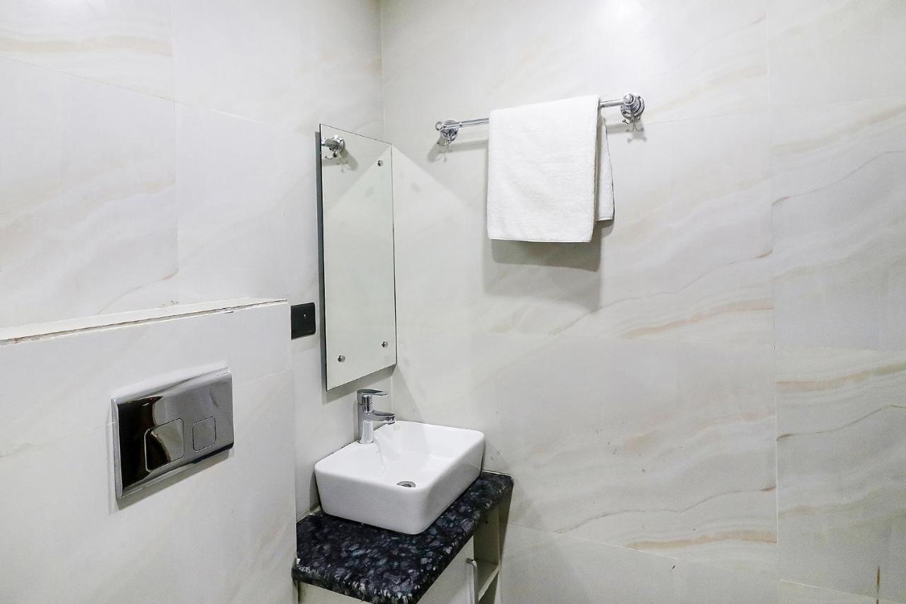 Fabhotel Kiara The Private Suites Delhi (National Capital Territory of India) Exterior foto